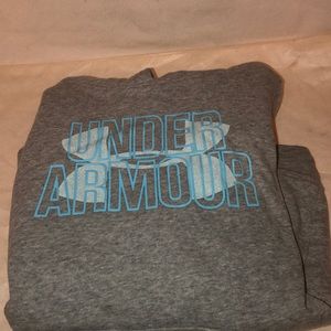 Girls under armour pull over hoodie
